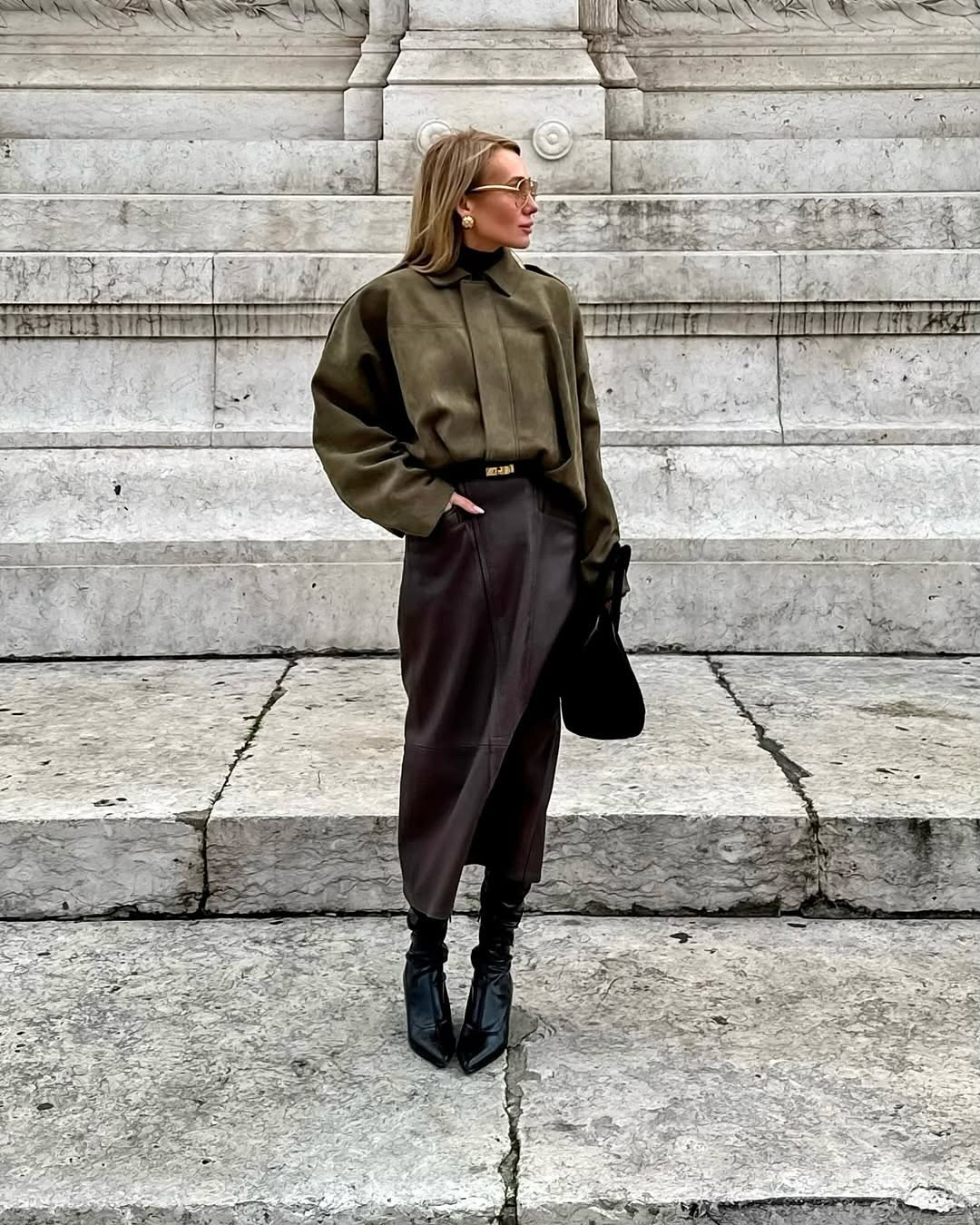 Angela | Women's Cropped Boxy Jacket - Image 3