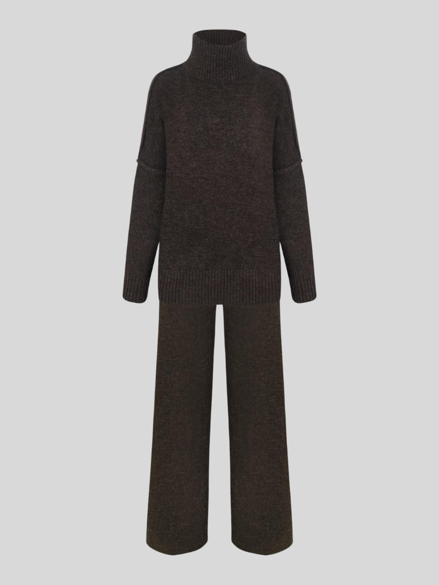 Sienna | Women's Oversized Two-Piece Set - Image 10