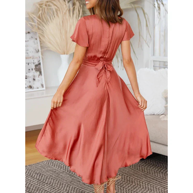 Leila | Elegant Casual Dress with Timeless Appeal - Image 3