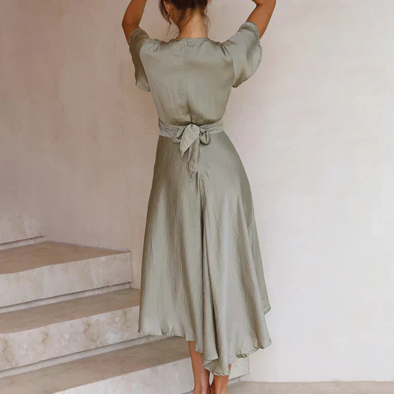 Leila | Elegant Casual Dress with Timeless Appeal - Image 4