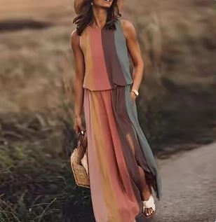 Jed | Women's maxi dress with graphic prints for summer - Image 6