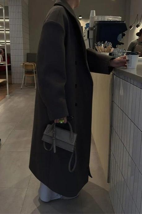 Michelle | Women's Oversized Coat - Image 4