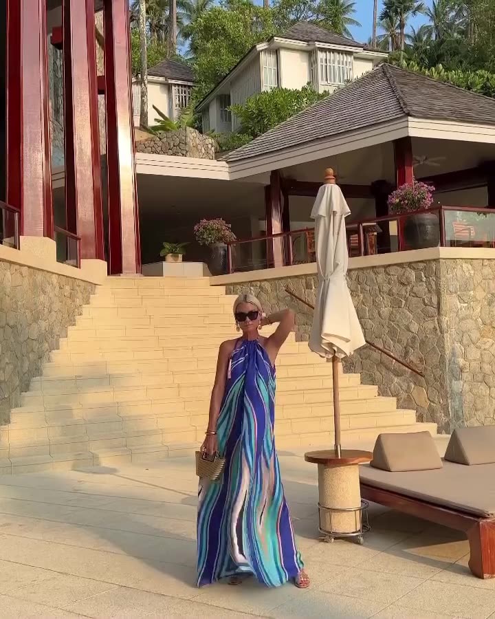 Kristen | Elegant Halter Maxi Dress for Summer - Image 2