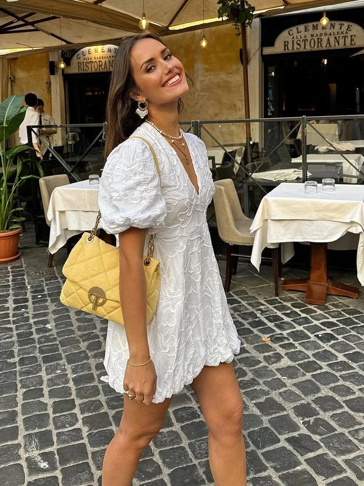 Nicolette | Romantic Floral Dress for Effortless Style - Image 4
