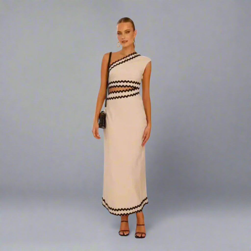 Carolyn | Stylish Maxi Dress for Every Occasion - Image 4