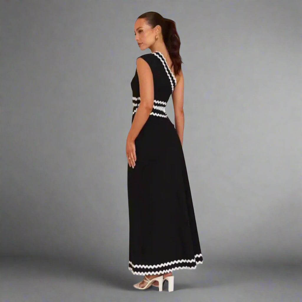 Carolyn | Stylish Maxi Dress for Every Occasion - Image 2