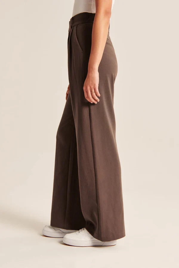 Reese | Tailored Chocolate Pants for Effortless Elegance - Image 4