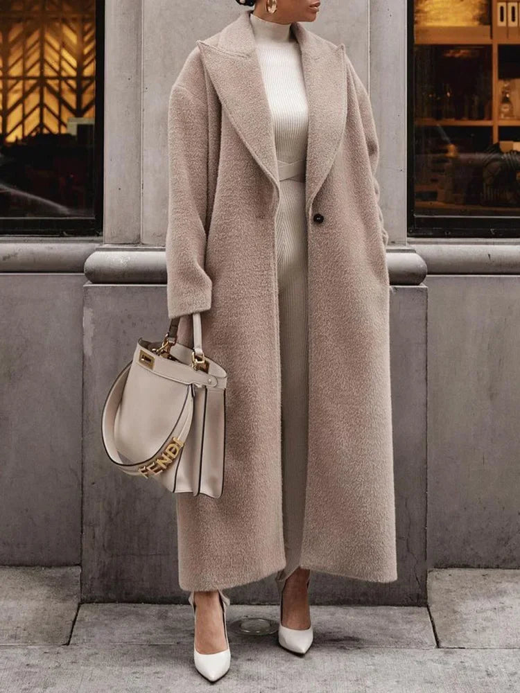 Christy | Women's Oversized Coat - Image 3