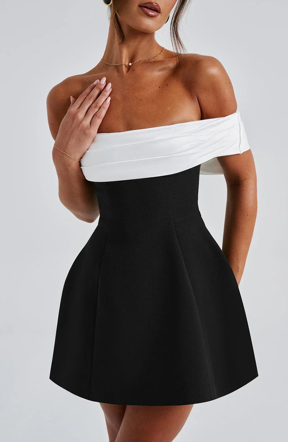 Jessica | Elegant Noir Mini Dress with Modern Bow Detail - Image 8