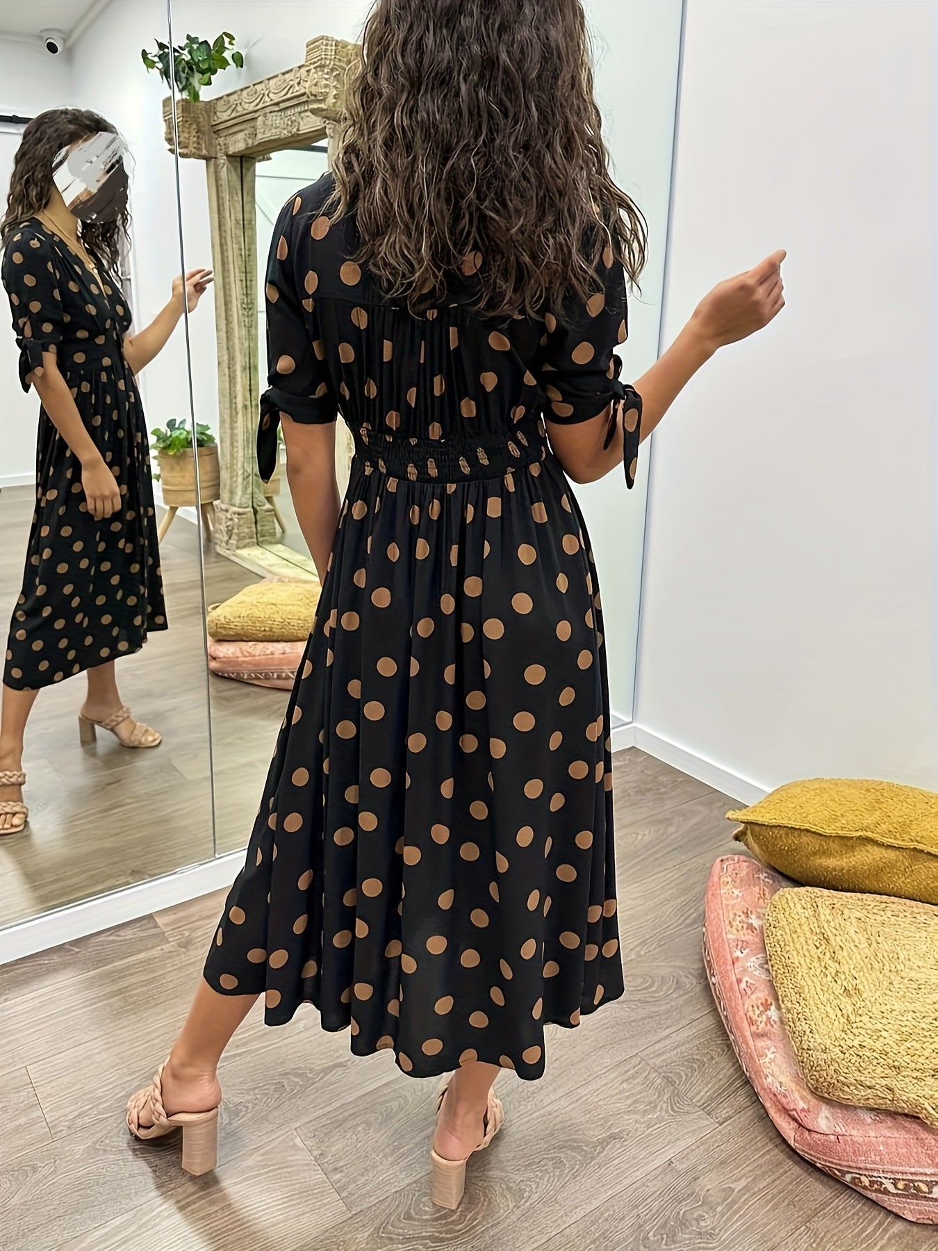 Jade | Chic Polka Dot Midi Dress for Every Occasion - Image 2