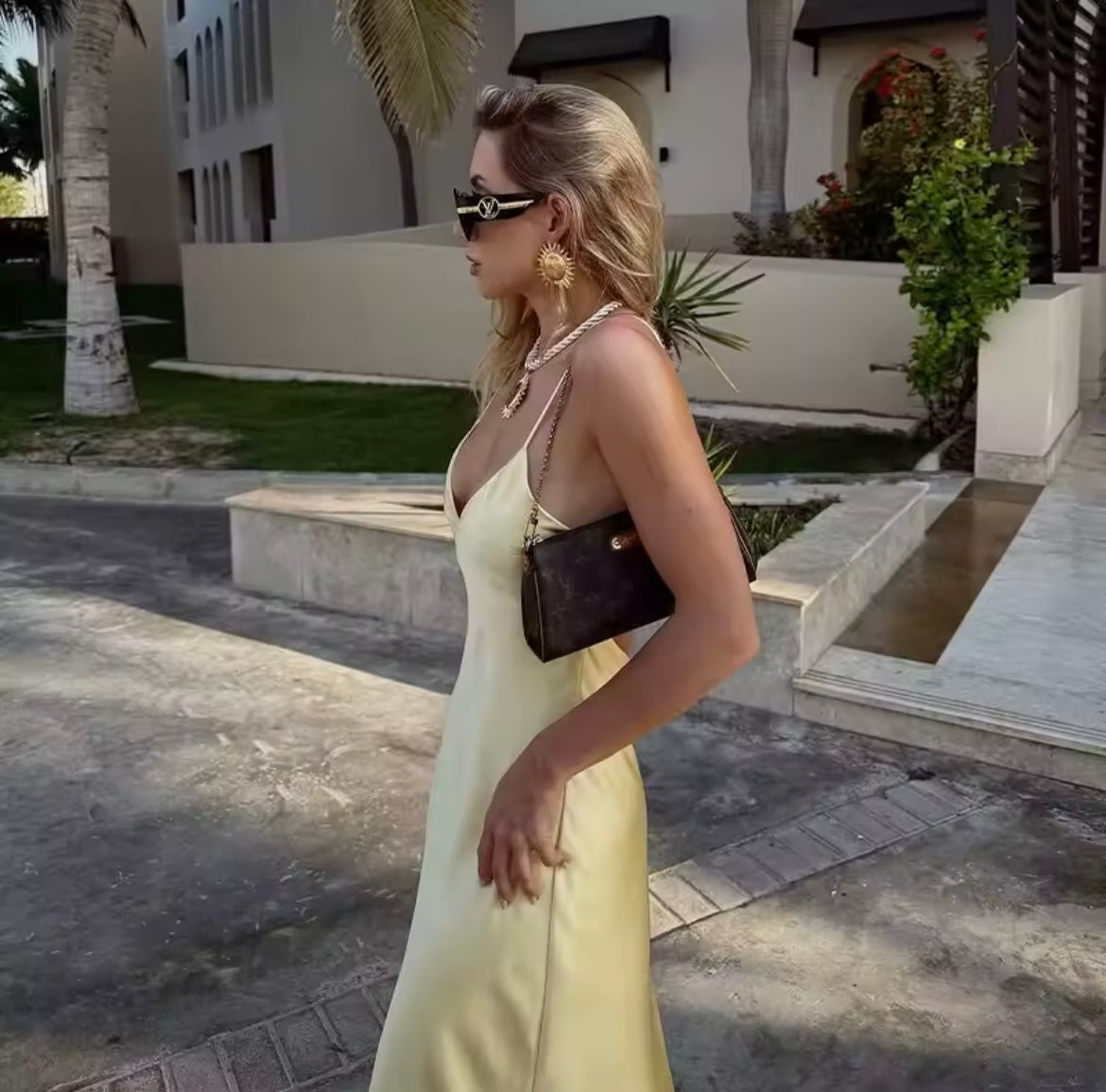 Anna | Elegant Spaghetti Strap Dress for Women - Image 2