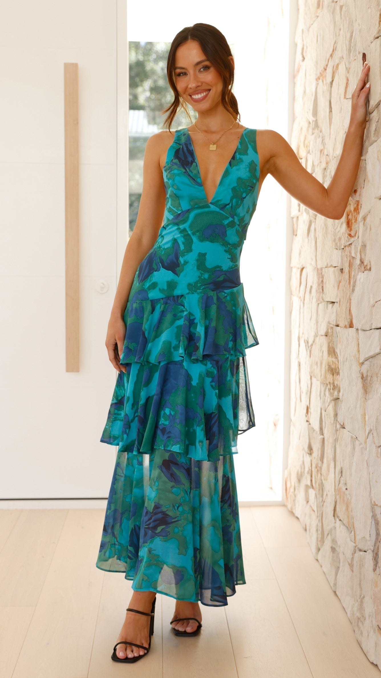 Eileen | Elegant DOROTEA Maxi Dress for Effortless Summer Style - Image 2