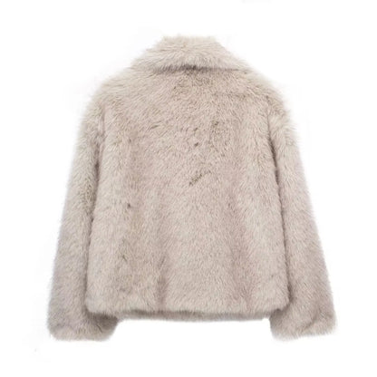 Bella | Women's Oversized Faux Fur Coat - Image 5