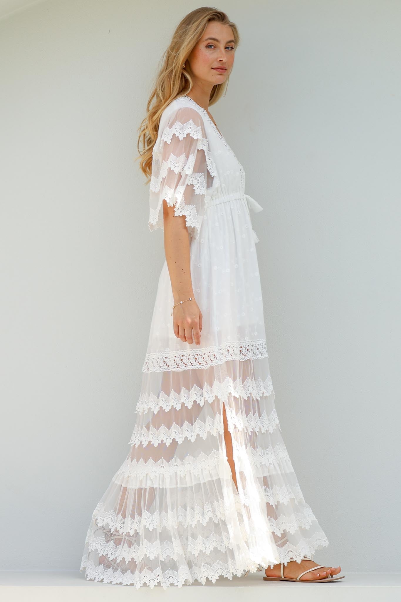 Dianna | Elegant Bungalow Maxi Dress for Every Occasion - Image 3
