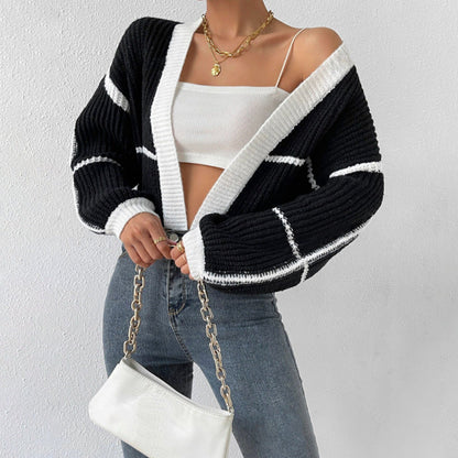 Linda | Women's Cropped Knit Cardigan - Image 2