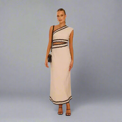 Carolyn | Stylish Maxi Dress for Every Occasion - Image 4