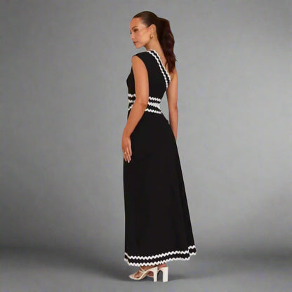 Carolyn | Stylish Maxi Dress for Every Occasion - Image 2