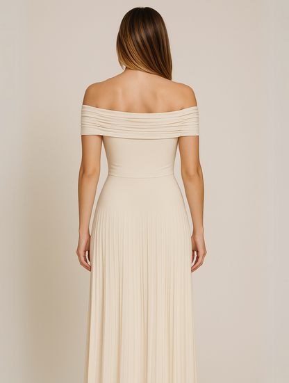 Susan | Timeless Elegant Off-Shoulder Maxi Dress - Image 3