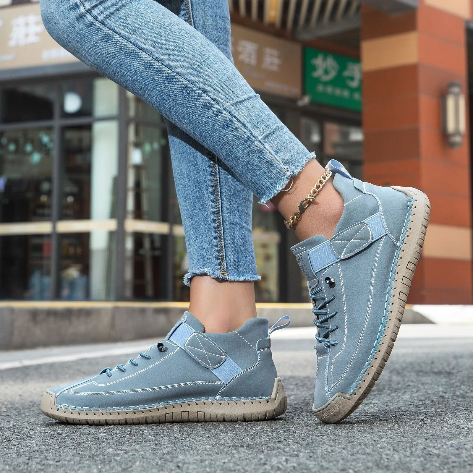 Donna | Orthopedic Lace-Up Sneakers - Image 1