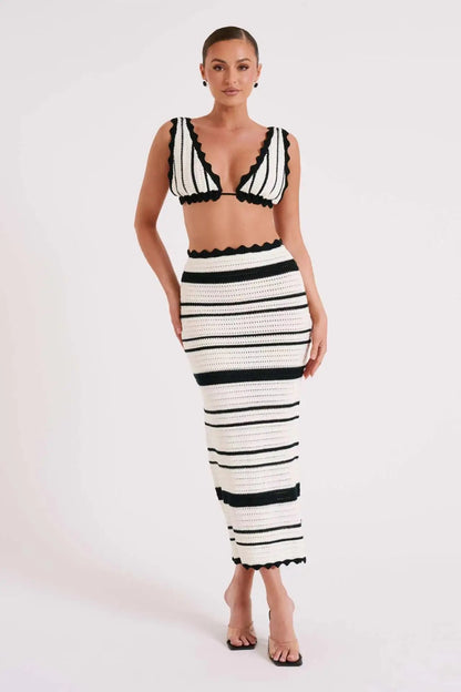 Nancy | Elegant Wave Set for Summer Style - Image 1