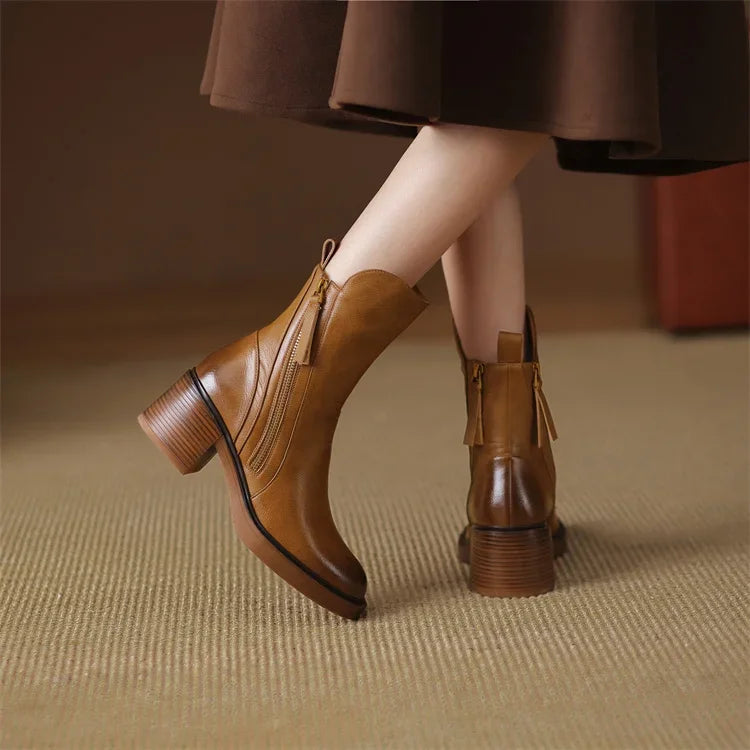 Image of Sandra | Orthopedic Boots