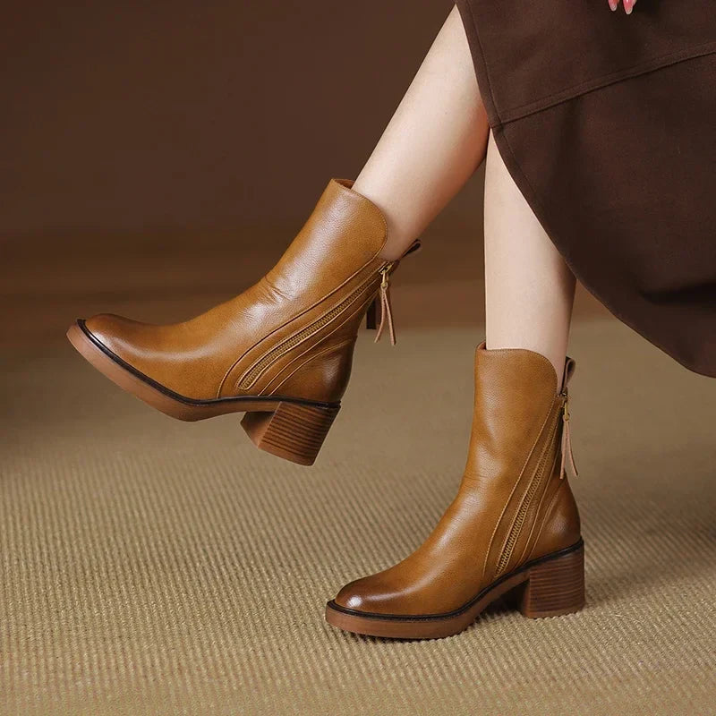 Image of Sandra | Orthopedic Boots