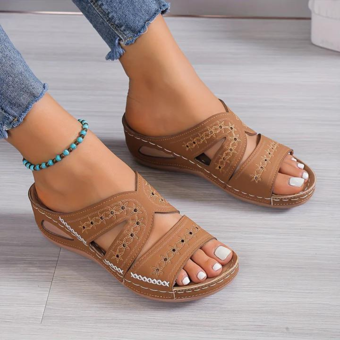 Image of Willow | Orthopedic Sandals