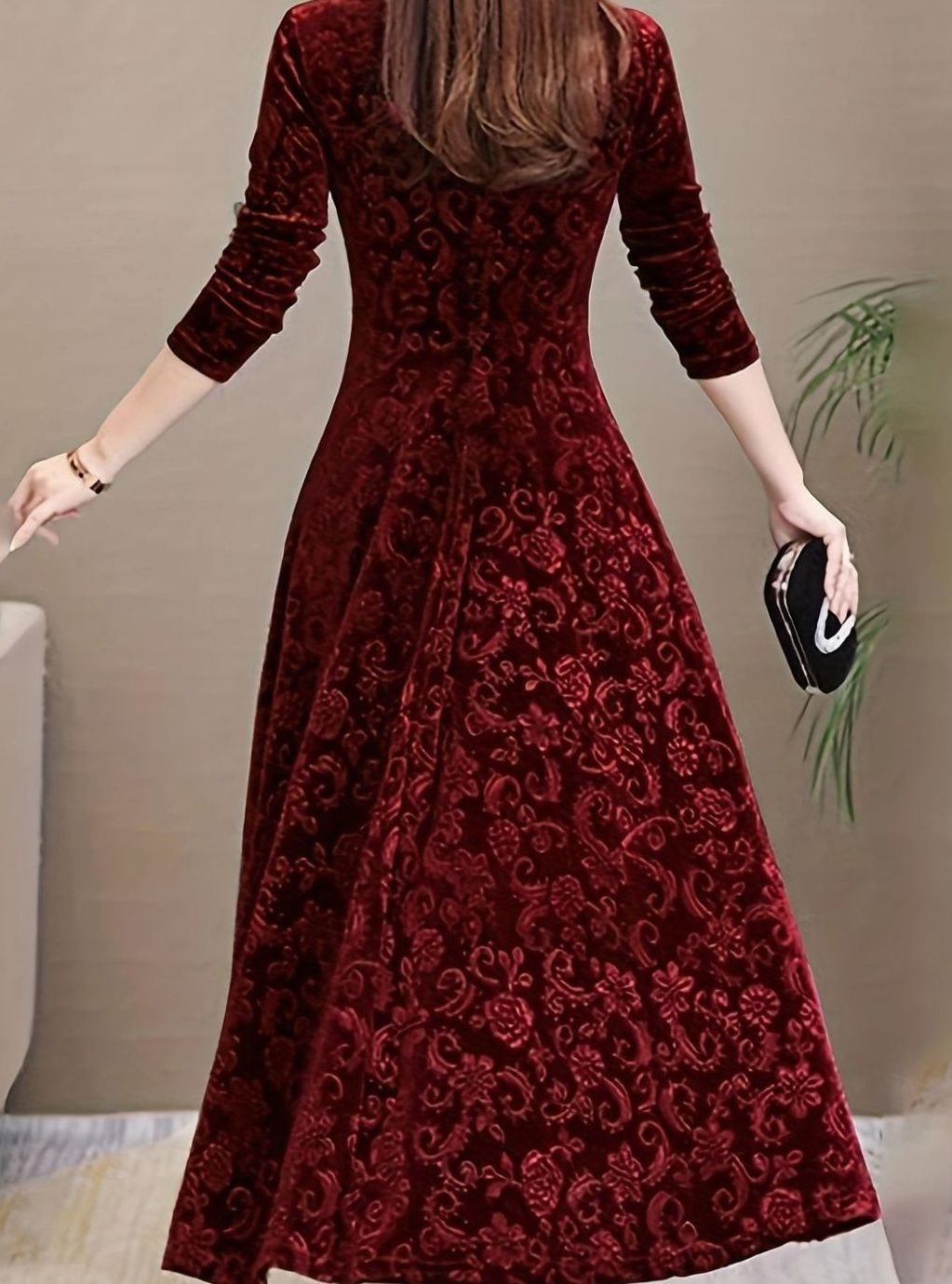 Women's Velvet V-Neck Long-Sleeve A-Line Midi Dress